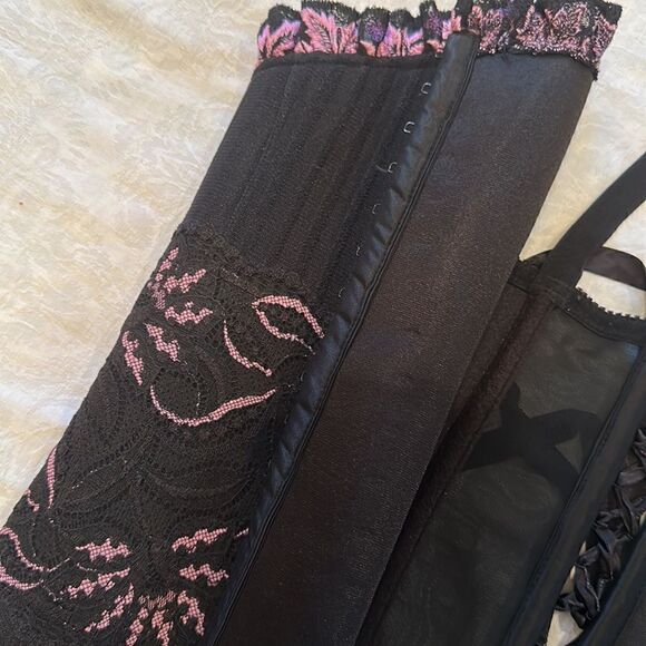 Cacique Corset Bustier Black Pink Size 14/16 Lingerie - Picture 4 of 11
